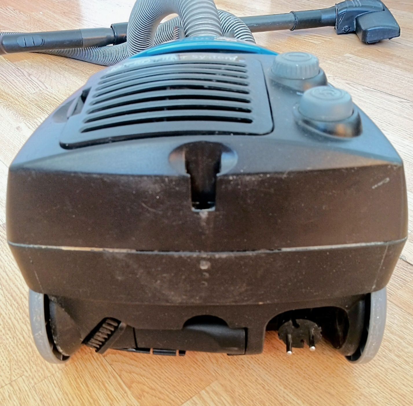 Пылесос Samsung, 1400W