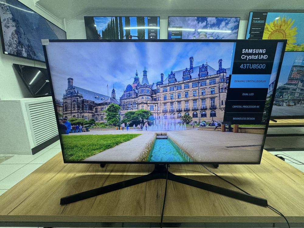 Samsung UE43TU8500 43” (109cm) 4K UHD Smart TV, Tizen,Гарантия,Подарок
