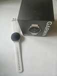 Garmin VENU 2 в золотисто-белый