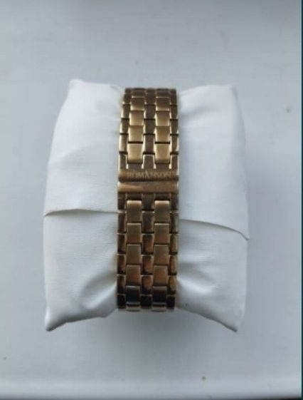 Продам часы Romanson 8154dx.