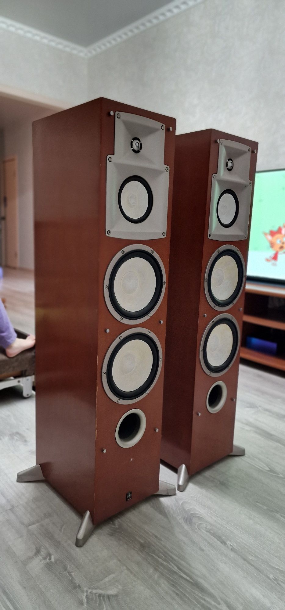 Yamaha NS - 8HX Ретро Акустика
