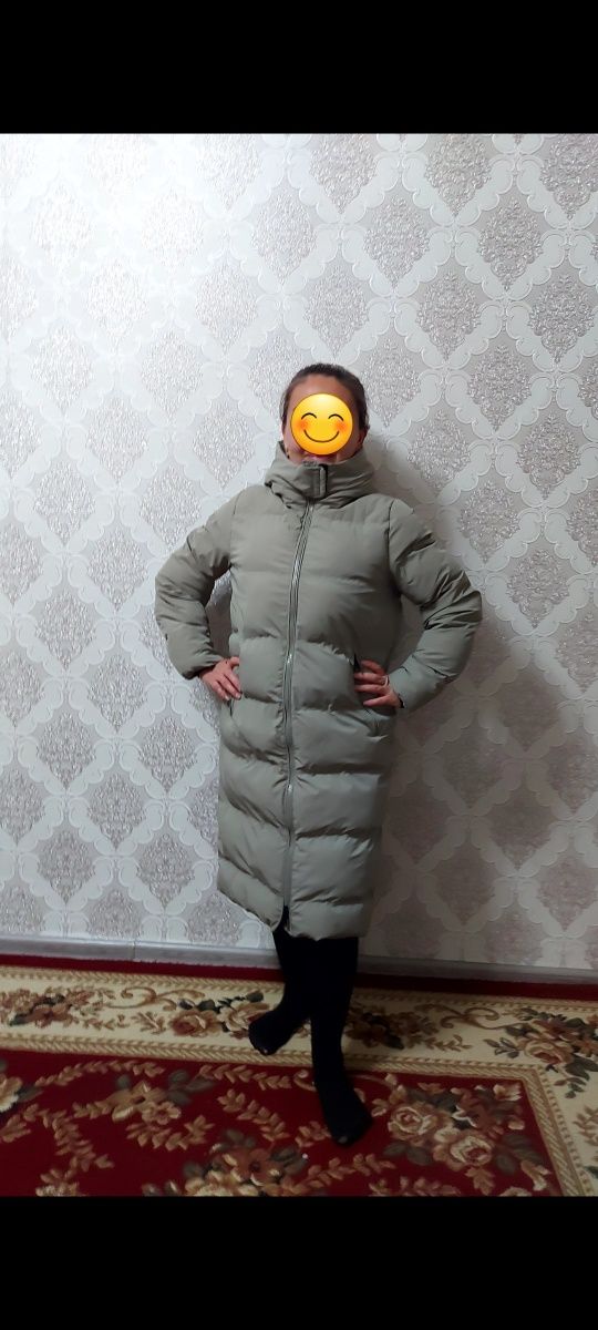 Стильная  зимняя куртка, размер от 42 до 46, тёплая, очень лёгкая, удо