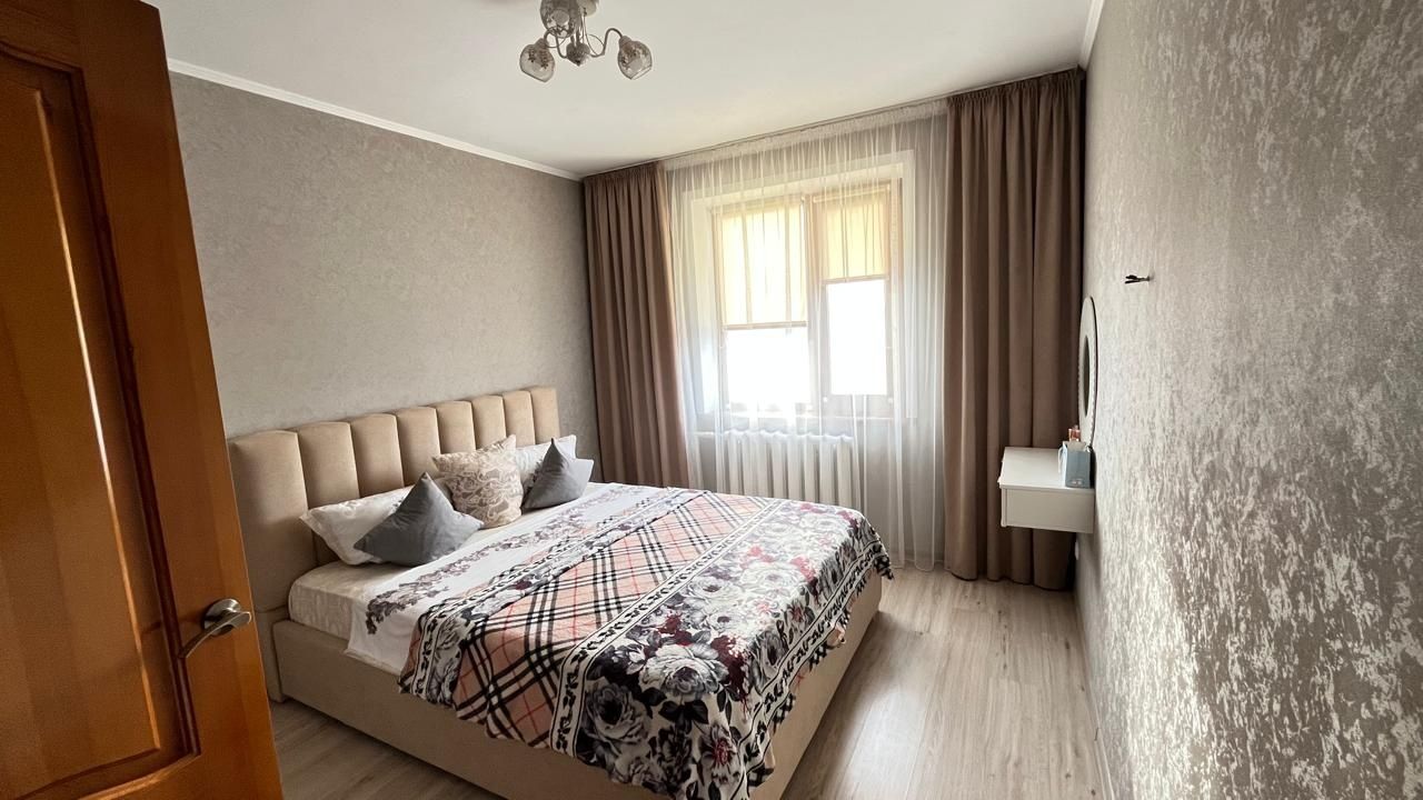 Продам 3 х в 7 микрорайоне