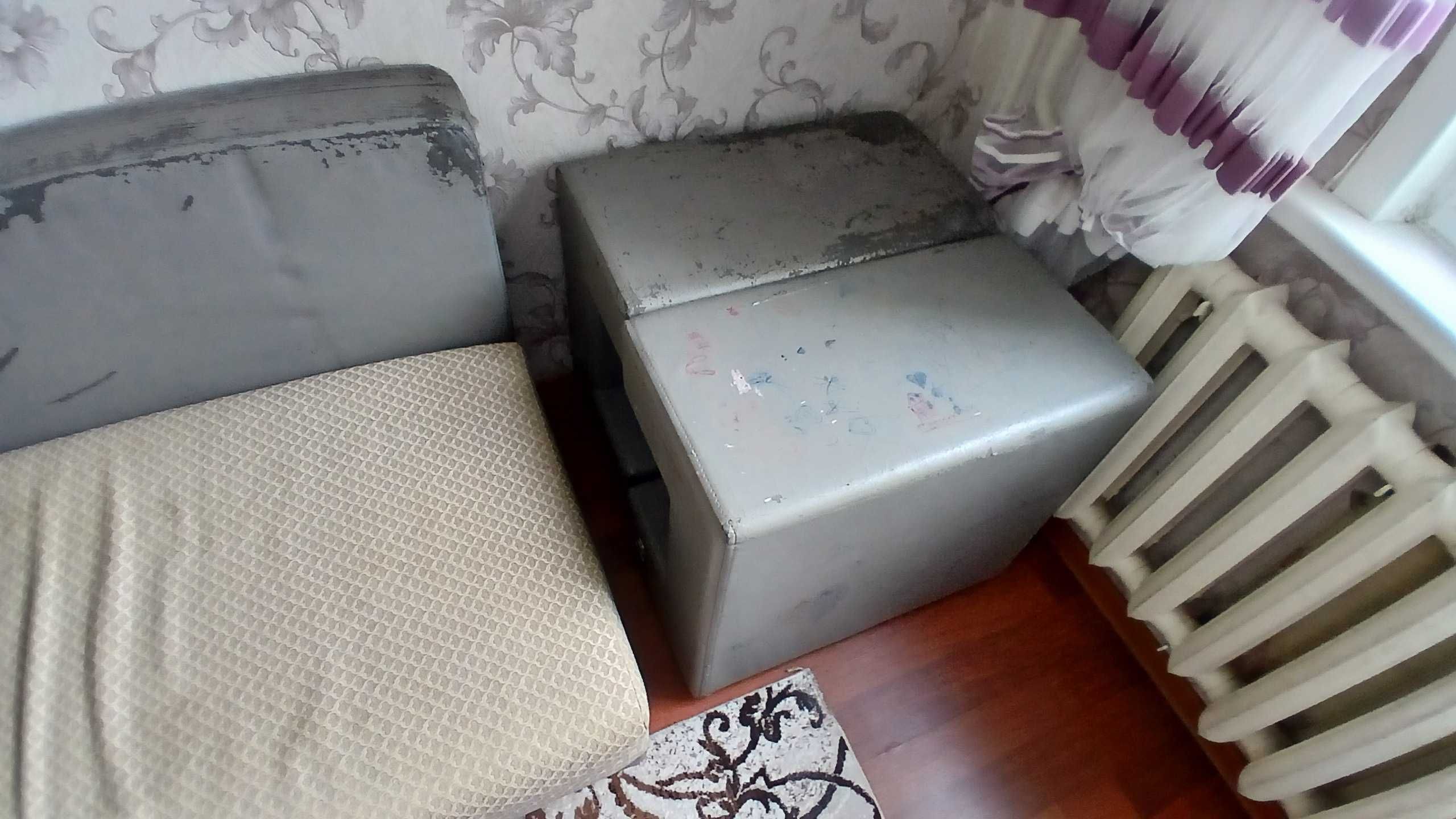 Диван отдам бесплатно