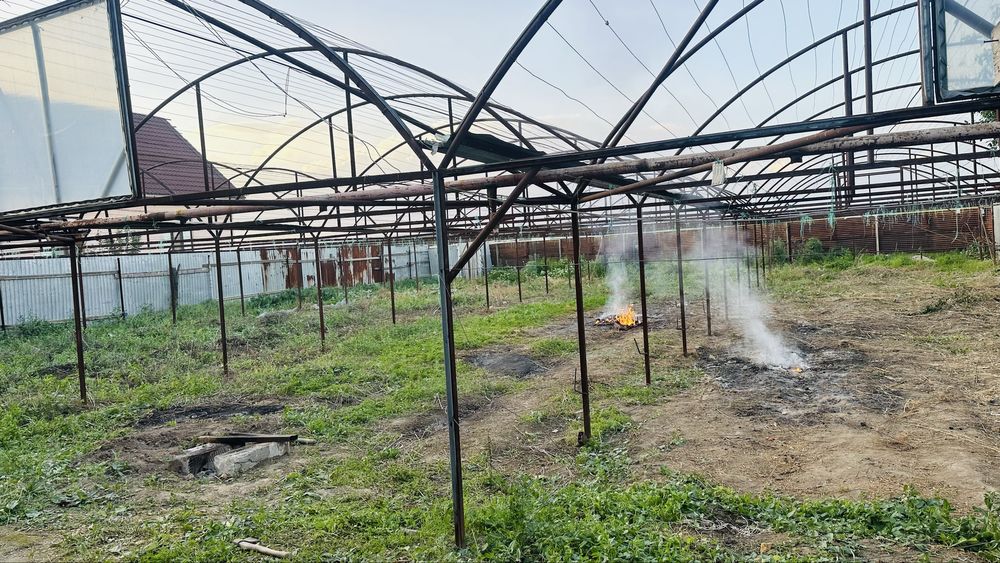 Продам Каркас для Теплицы 400кв.м.  буу