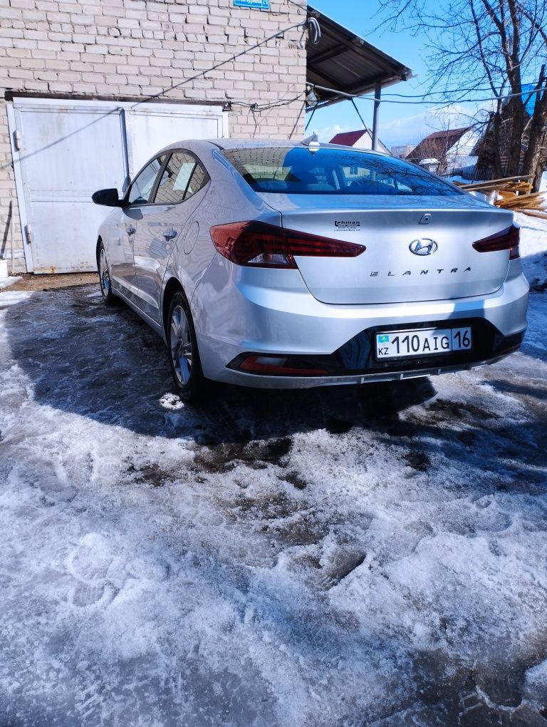 Продам элантру 2019года
