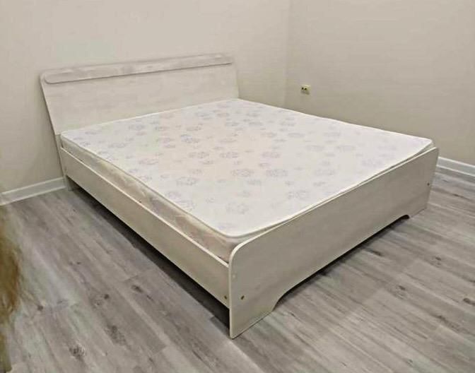 Топ Двуспальная кровать с матрасом Двухместная качественная