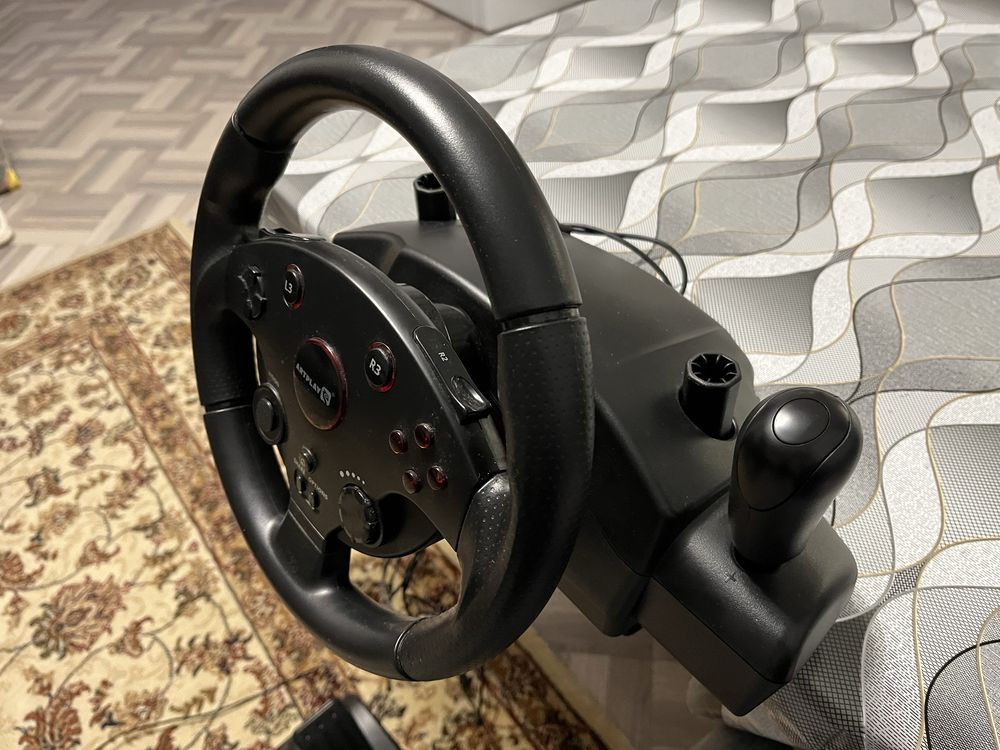 Игровой руль Artplays Street Racing Wheel Turbo C900 черный.