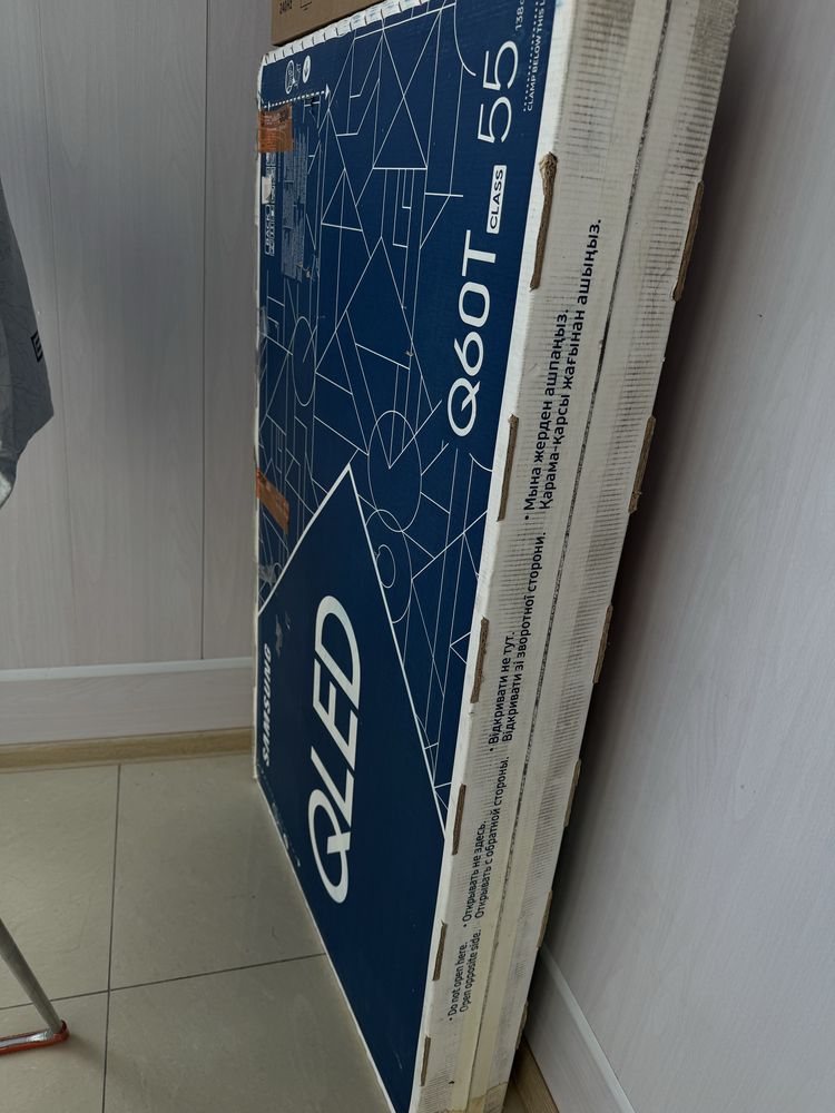 Продам телевизор Samsung QLED 4K 55” идеальный для кино и игр