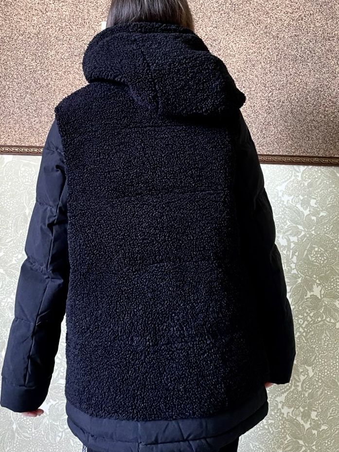 Продам детскую куртку