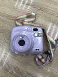Плёночный фотоаппарат Instax mini 11