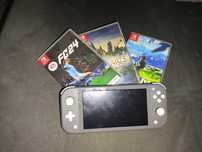 Nintendo switch lite, с большой коллекцией игр