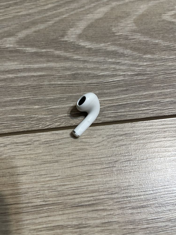 Левое ухо Airpods 3 оригинал