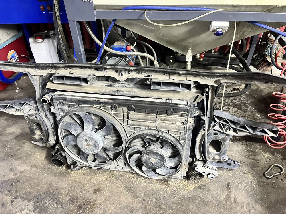 Продам морду от vw touran