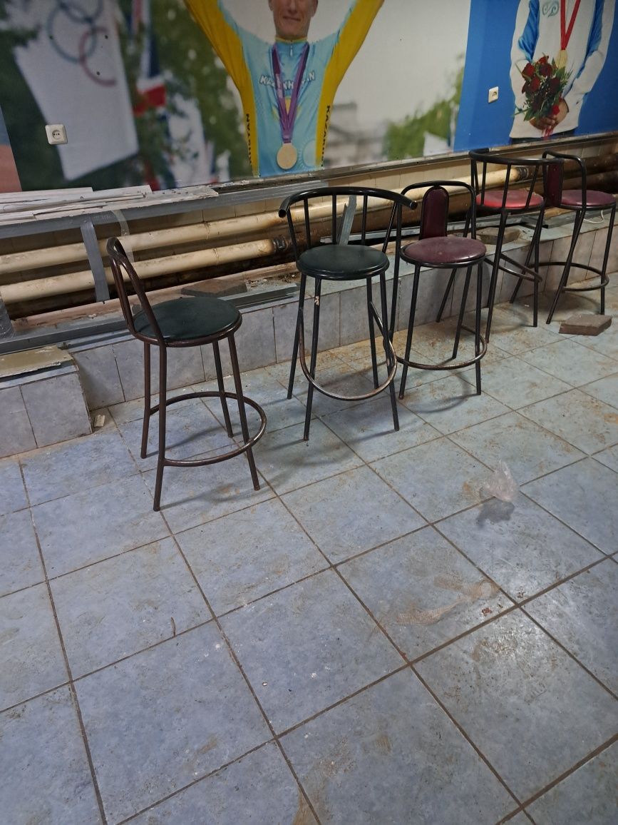 Стулья барные 6 штук