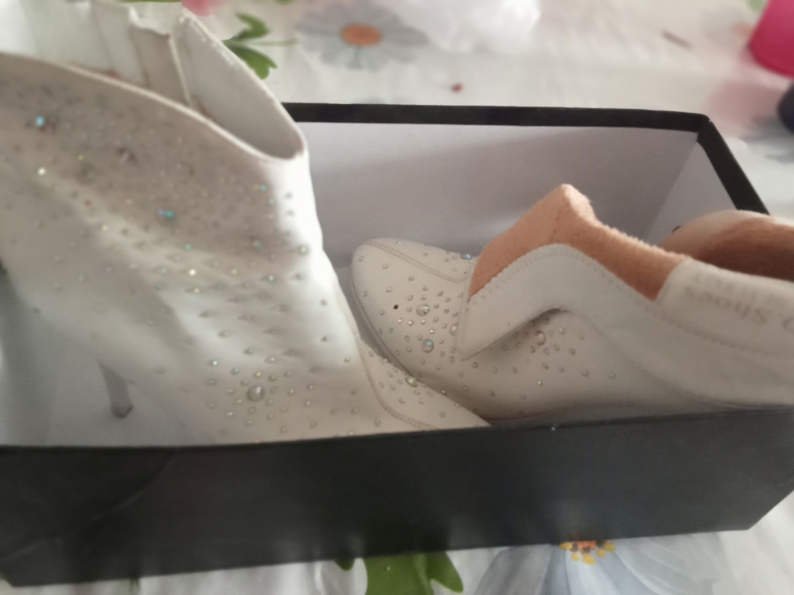 Продам срочно красивые полусапожки