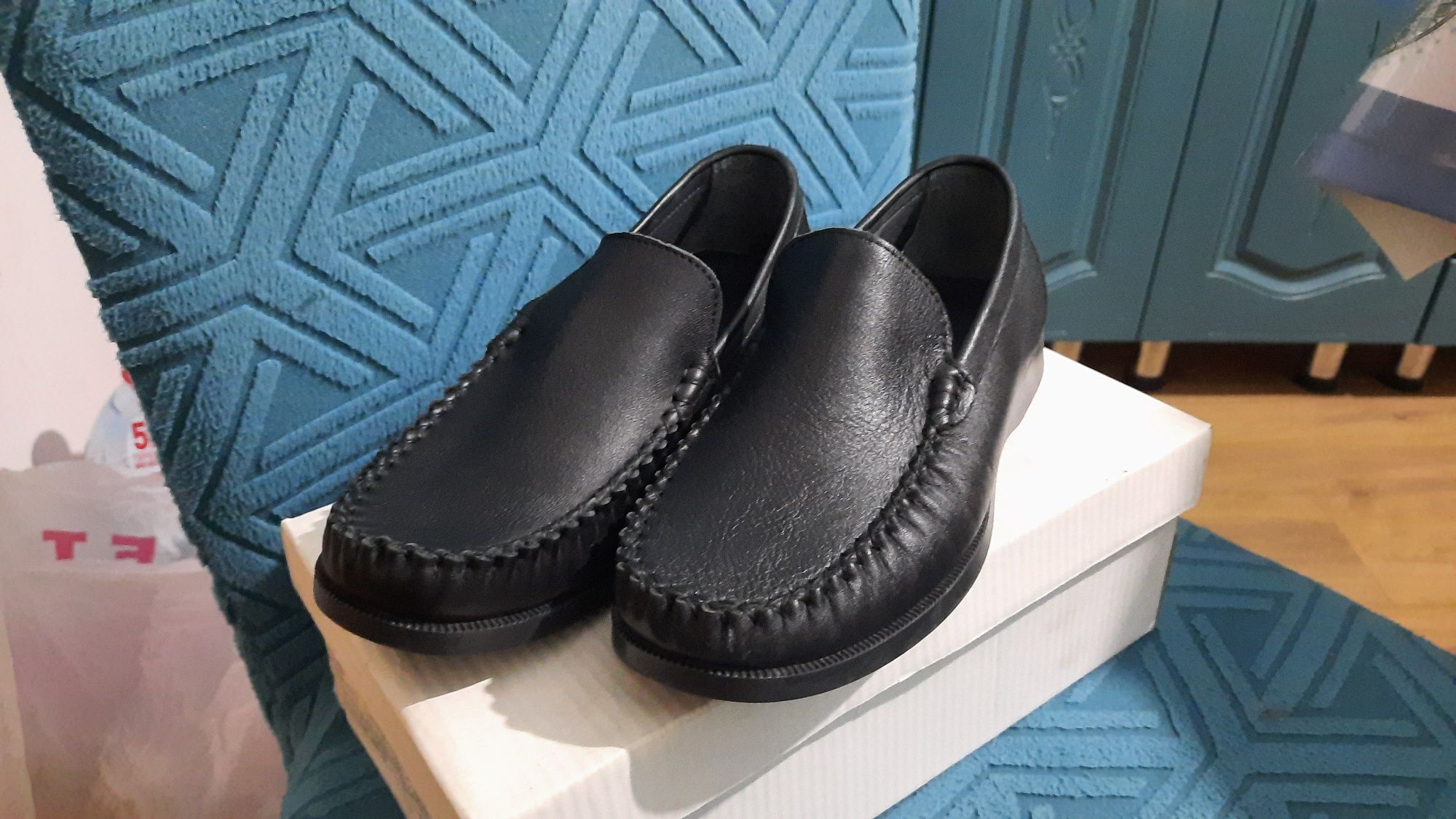 Продам туфли для школьника