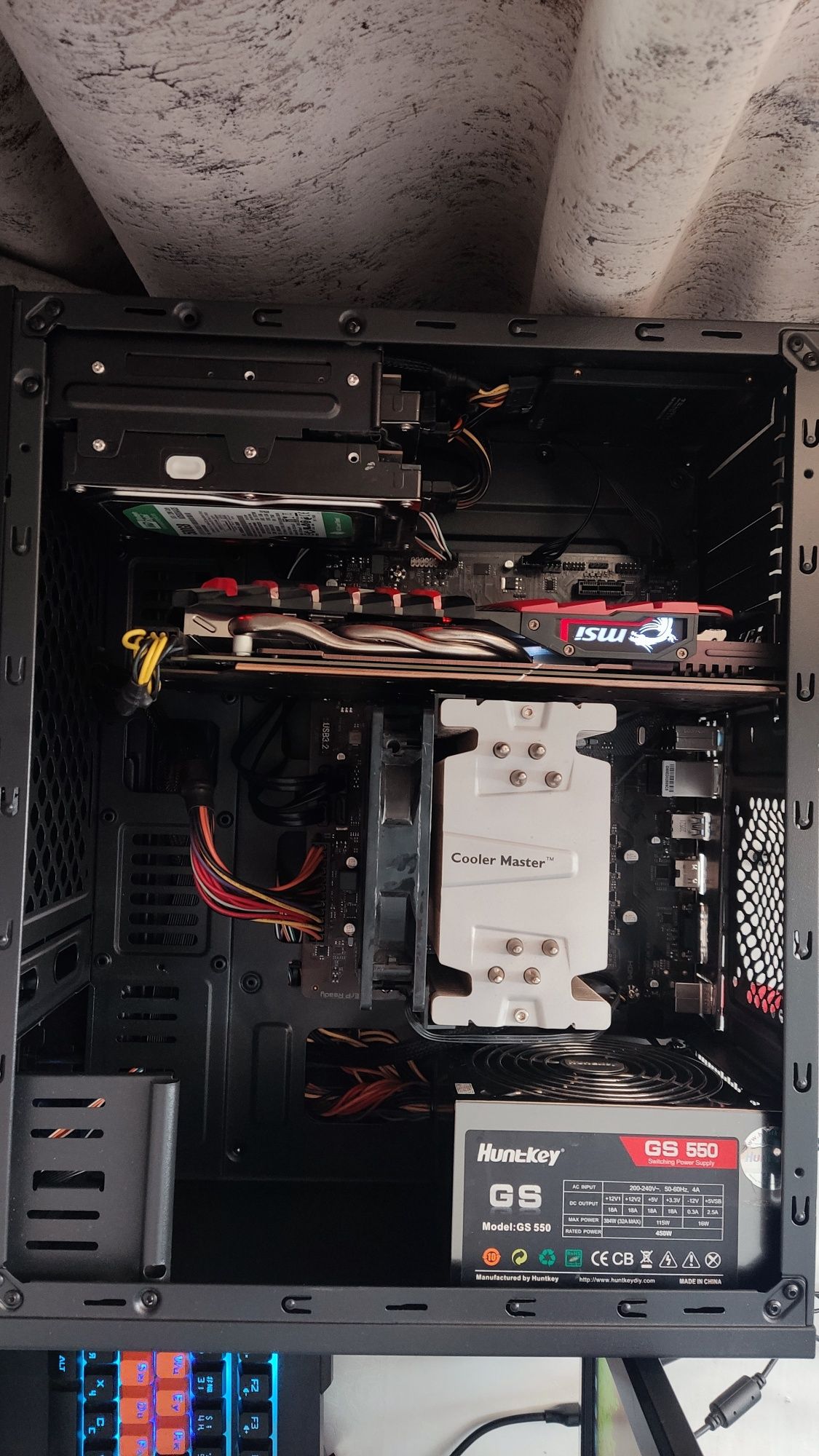 Игровой компьютер i5-9400f Rx570 8Gb LCD24