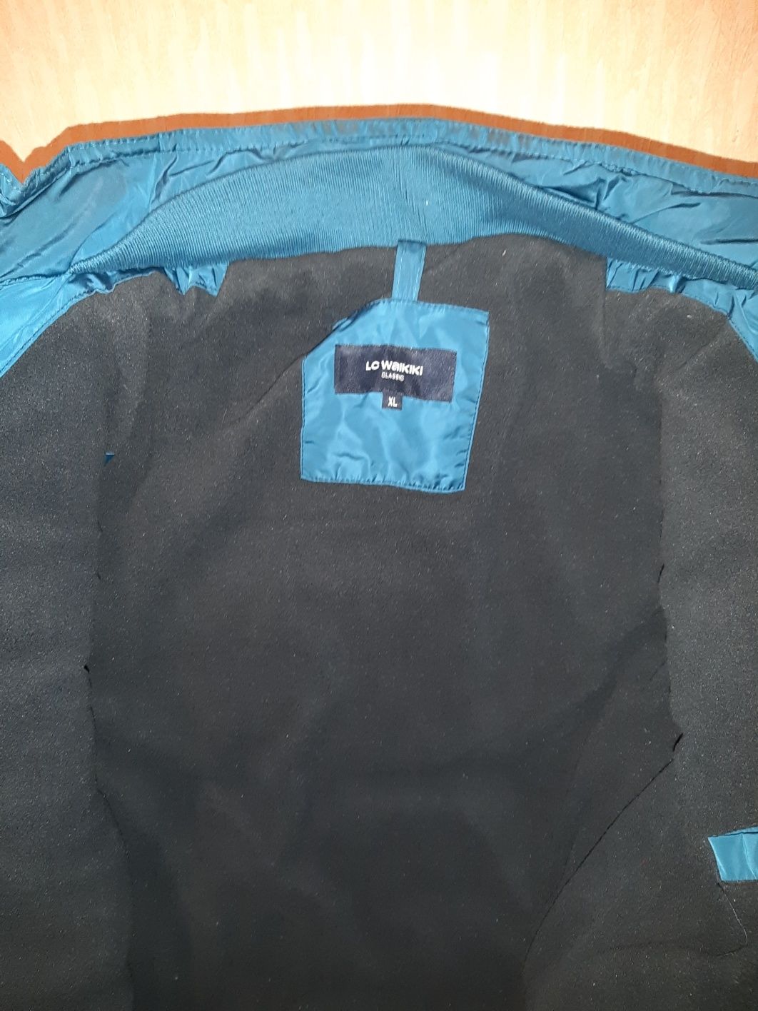 Продам куртку зимнию