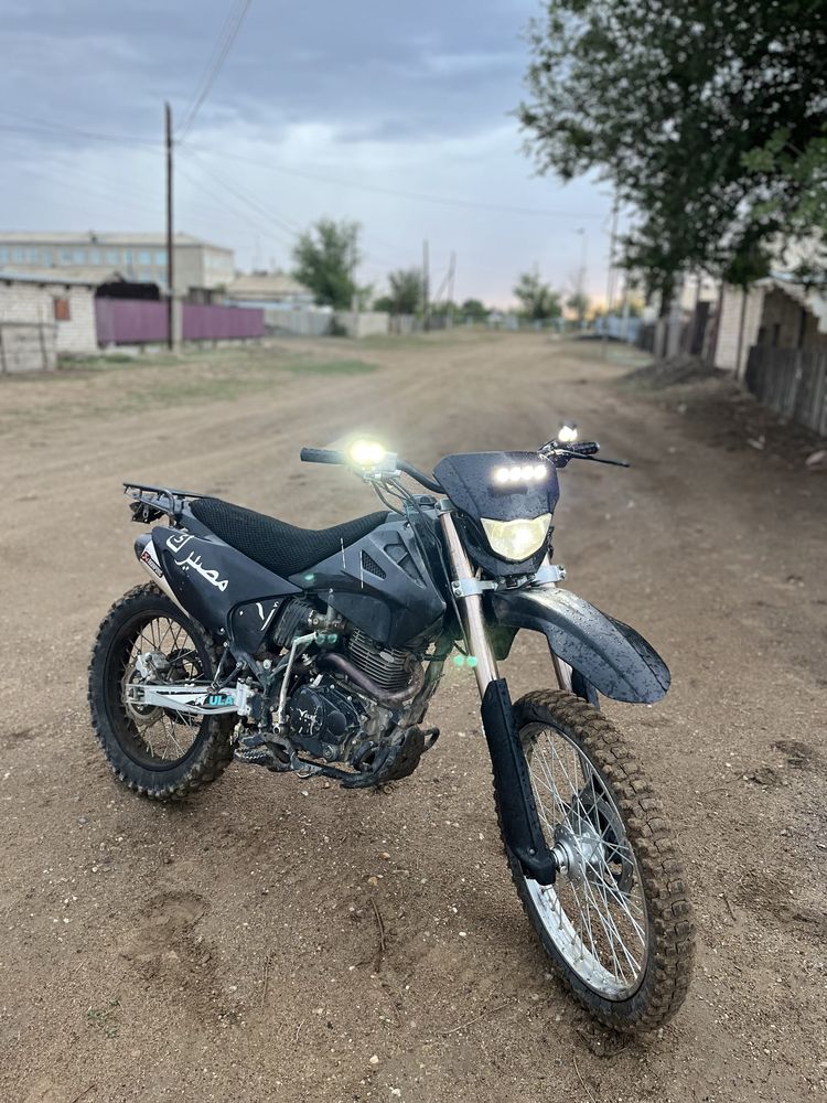 Мотоцикл улар 250 куб