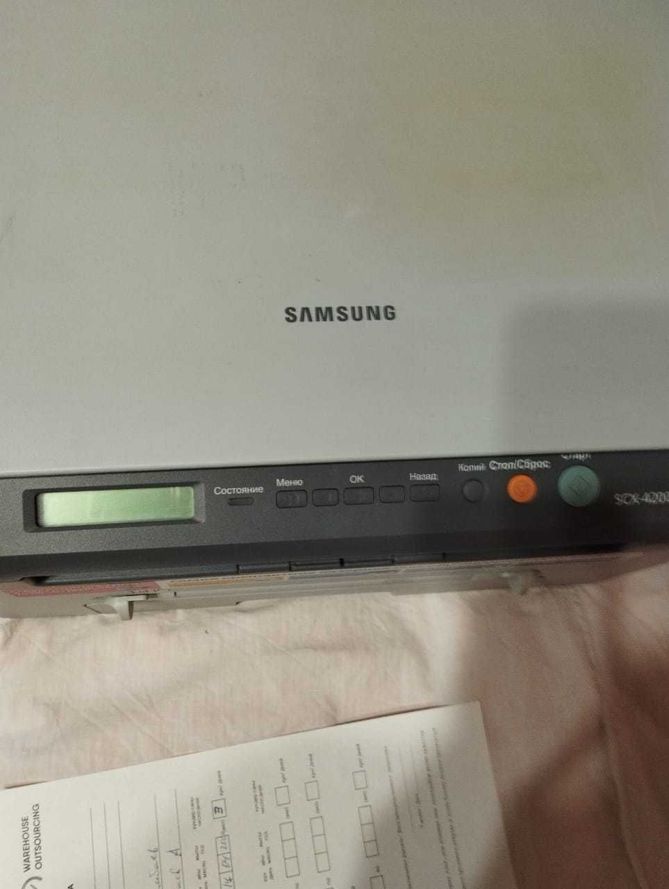 МФУ Samsung SCX-4200 (Принтер, сканер, копировальное устройство)