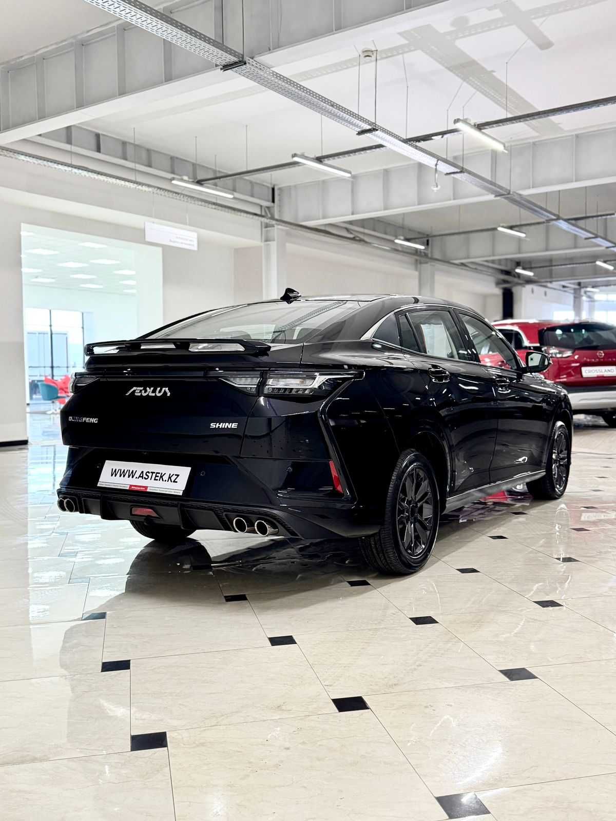 Новый Dongfeng Shine