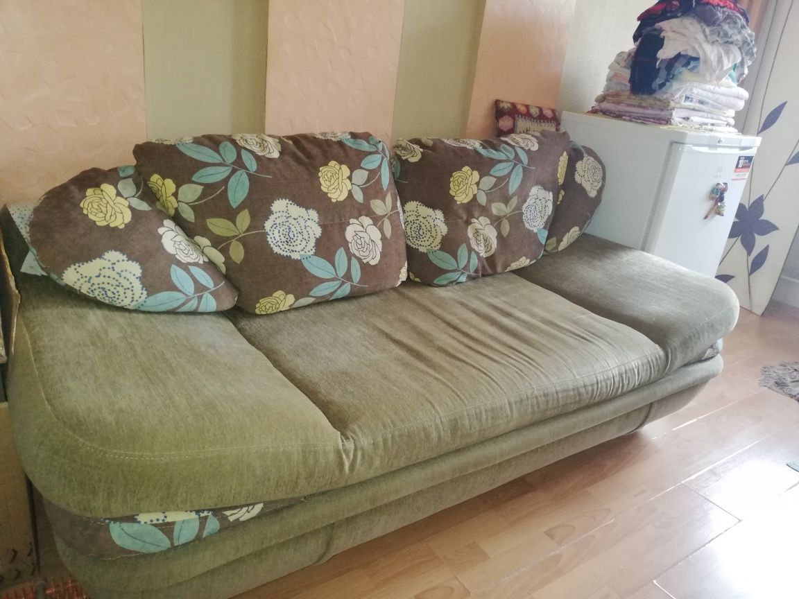 Продам диван раскладной