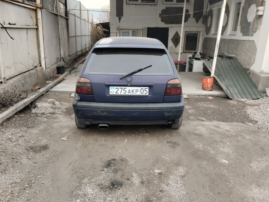 Продам автомашину golf 3