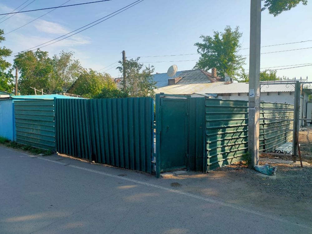 Продаеться дом в районе 16 магазина