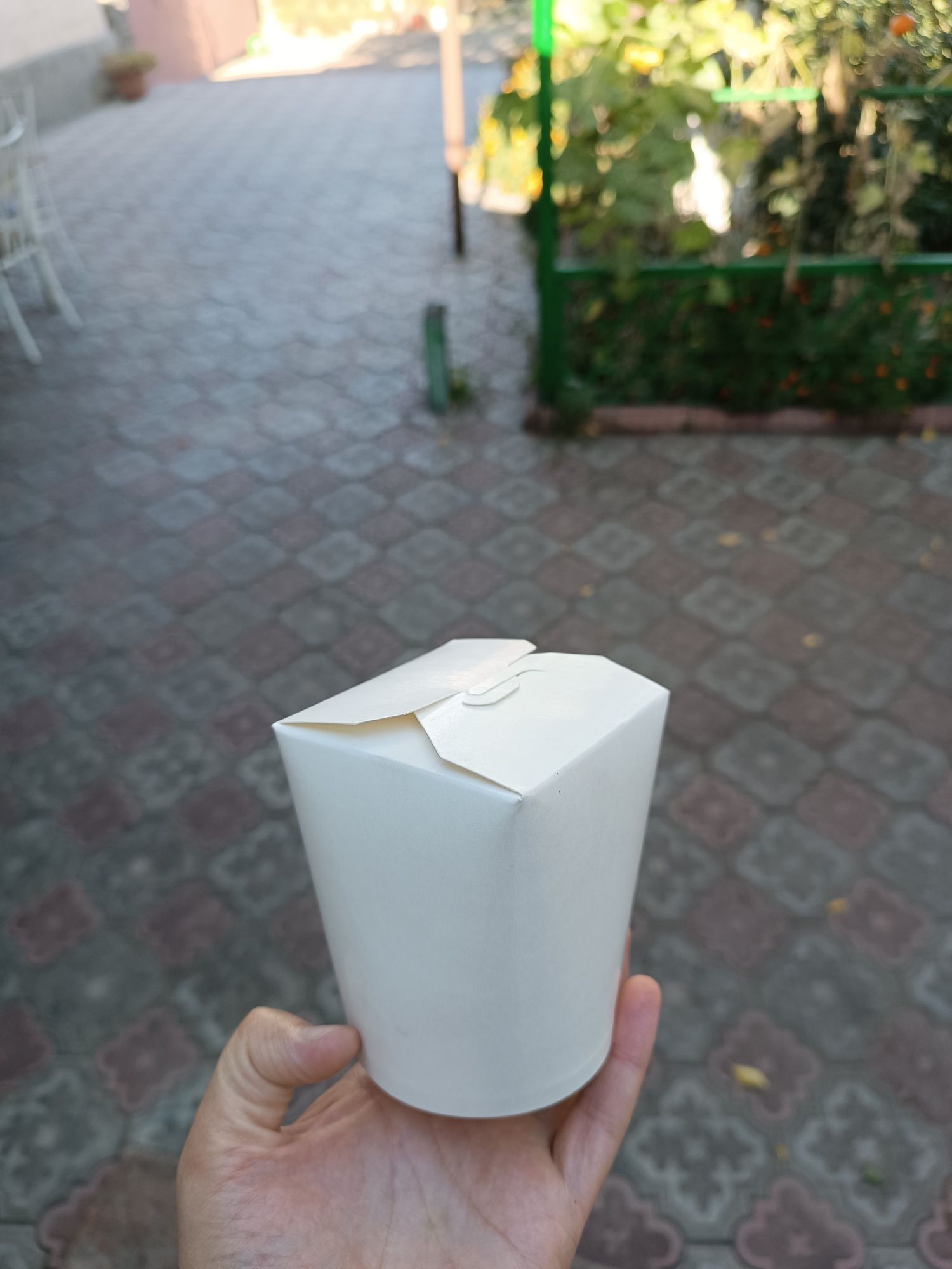 Продам одноразовую посуду