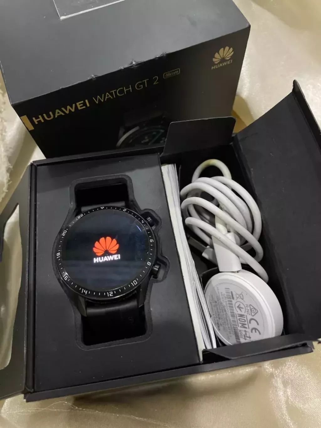 Watch huawei gt2 45mm состояние новых 2 недели заряд батареи держат