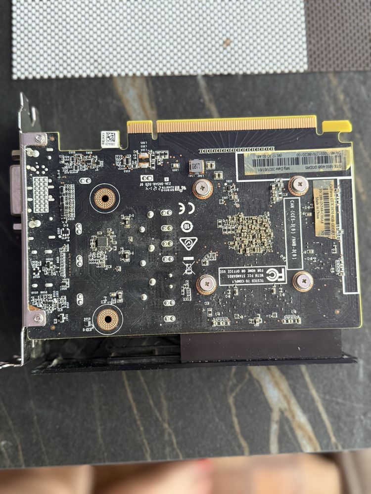 Продам видеокарту gtx 1650 4 gb