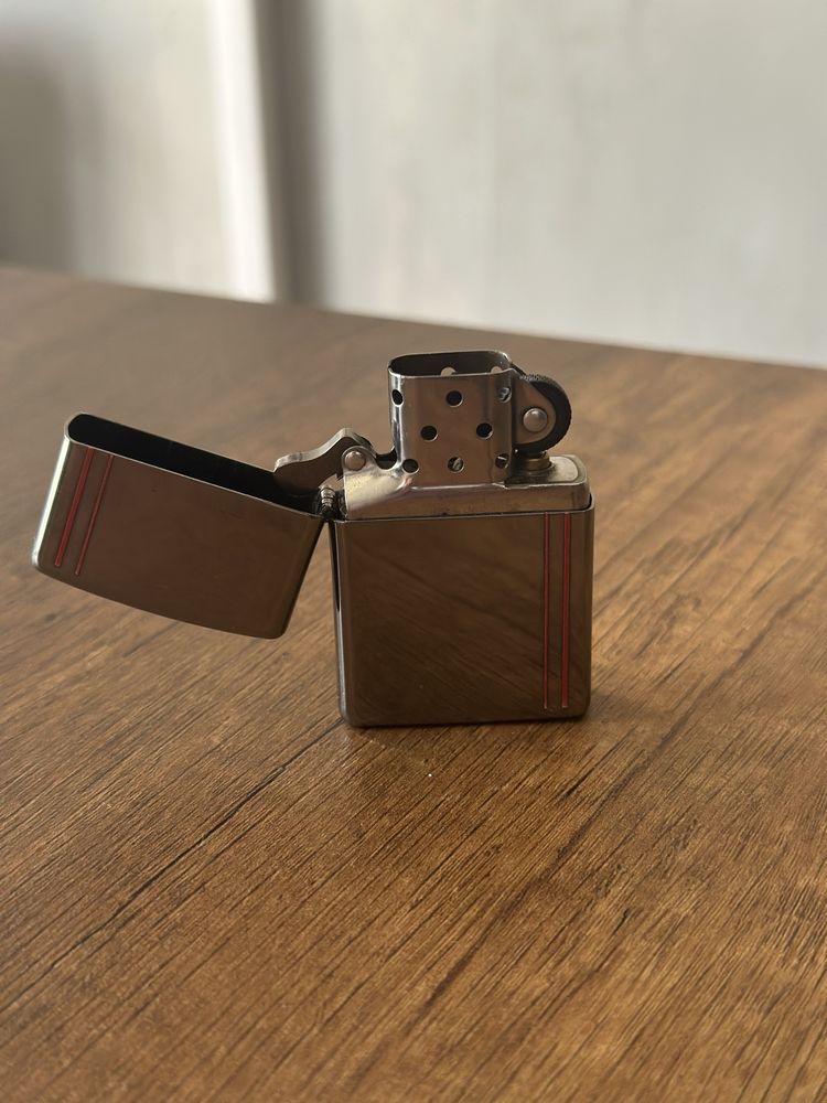 Зажигалка zippo