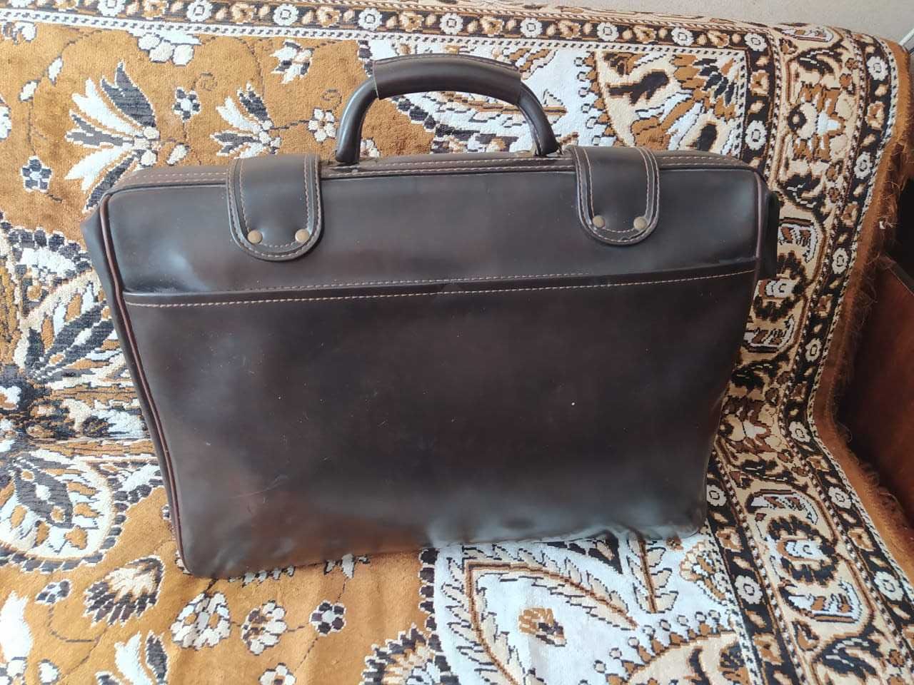 продам сумку кожаную