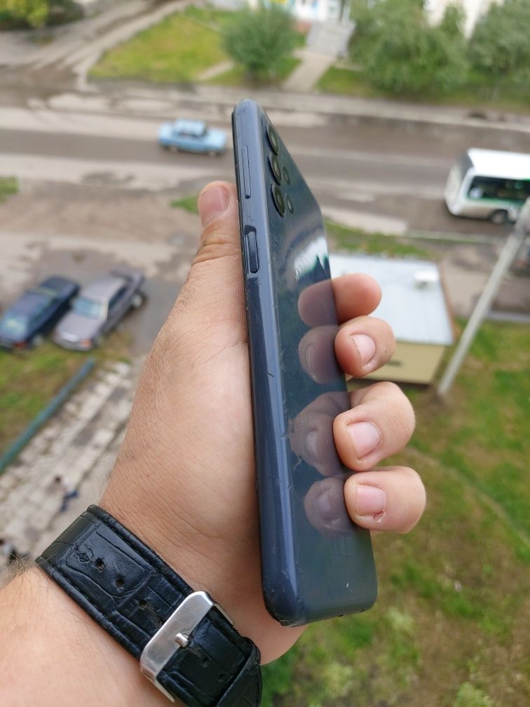 Срочно Samsung a13 64gb