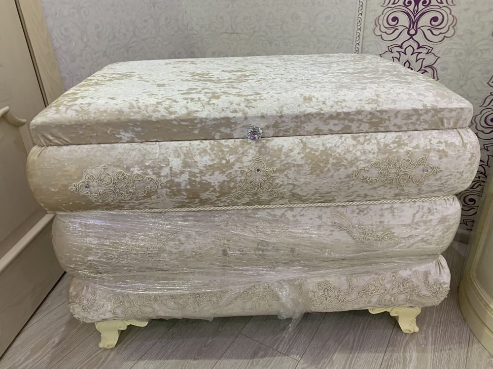 Срочно Продам Сундук для приданного !
