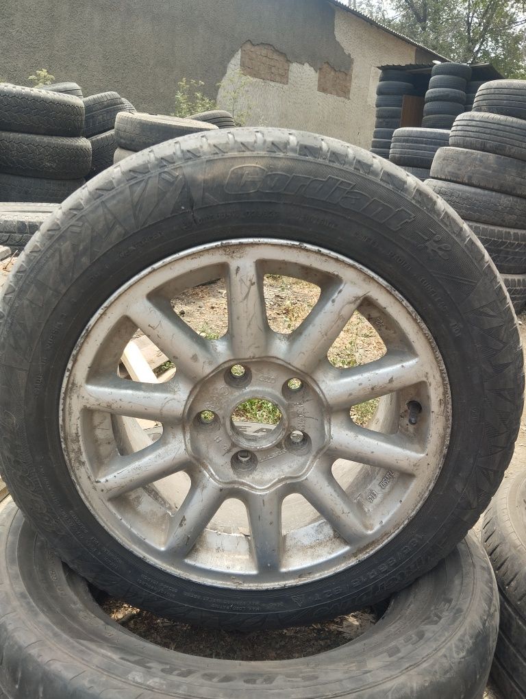 Продам колесо в сборе audi на 15