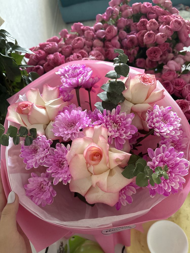Продам свежие, вчерашние цветы