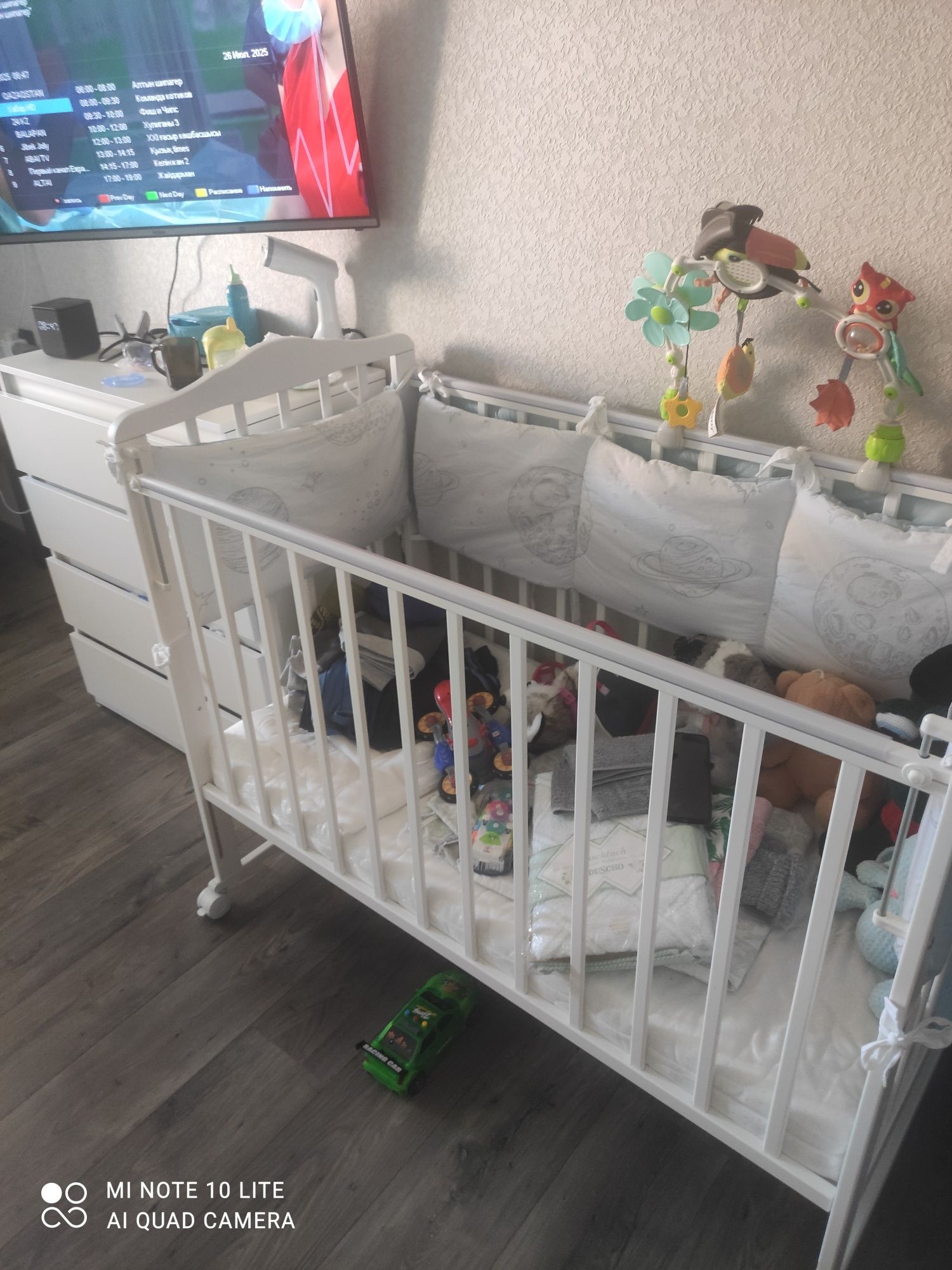 Продам кроватку детскую, отличное состояние