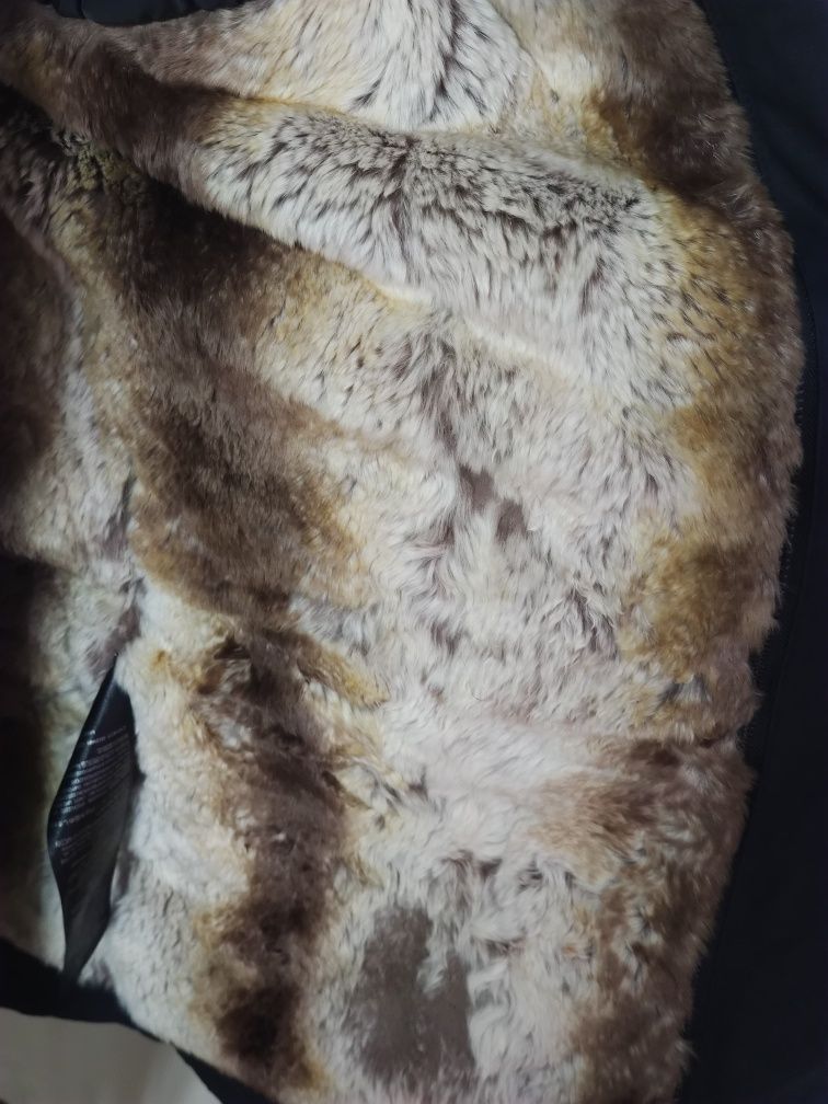 Продам парку, торг уместен.