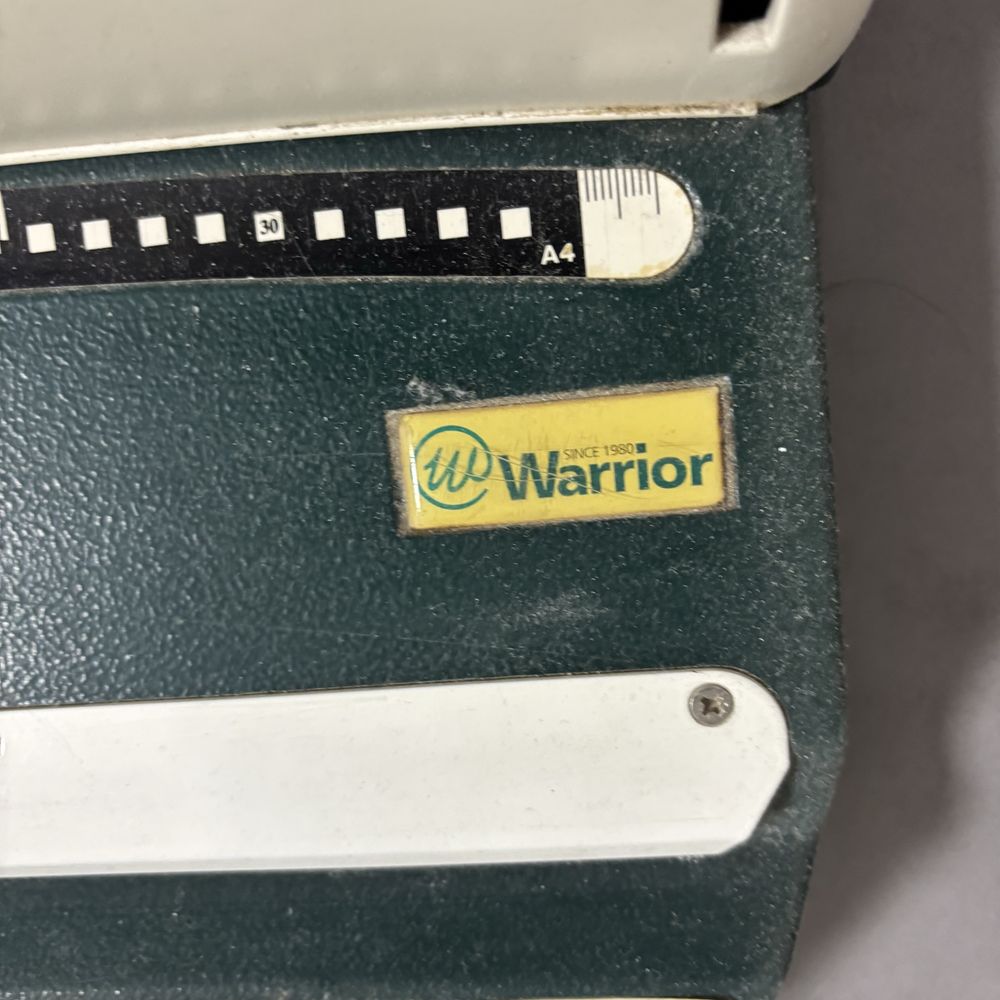 Переплётная машина Warrior eWire