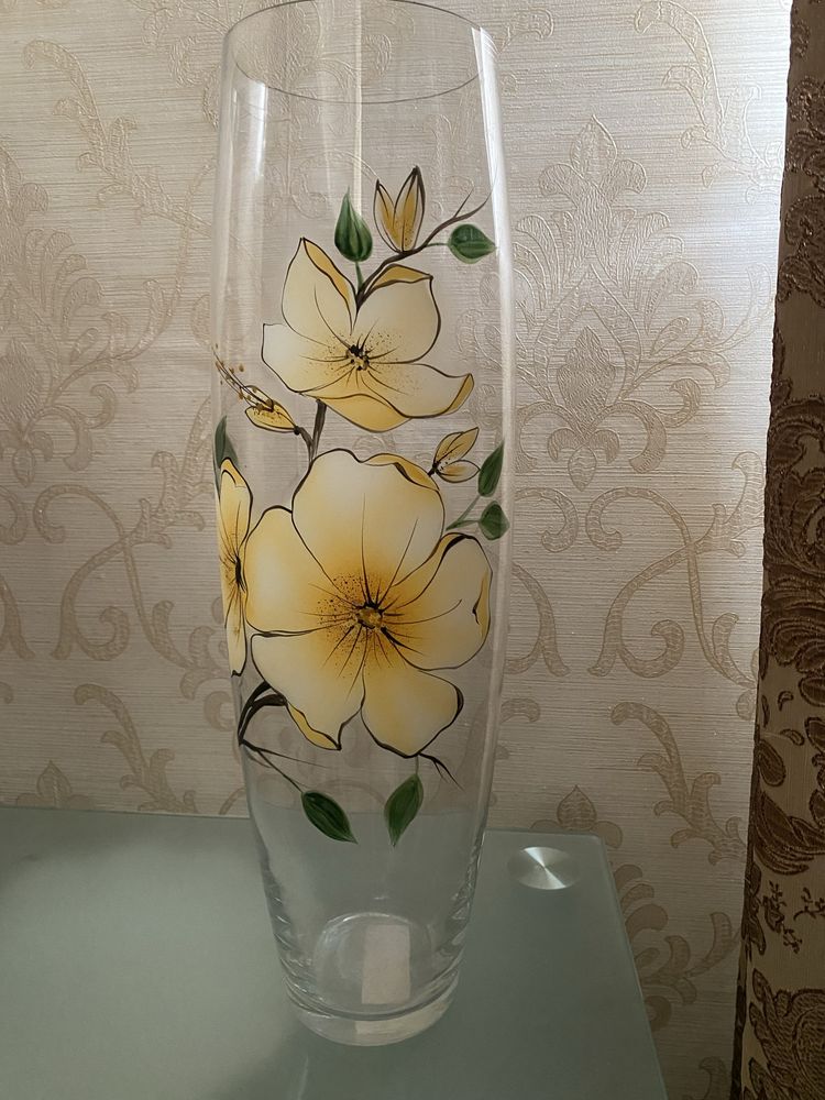 Продам вазу 50 см