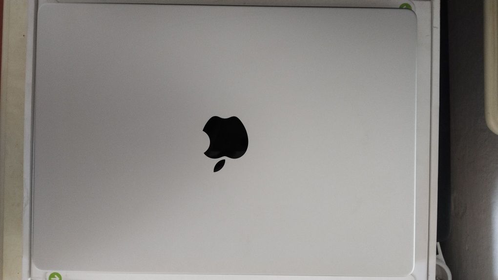 Macbook 14 Pro M3 512gb 18 2023