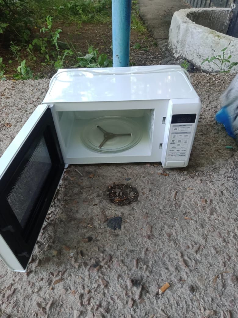 Продам микроволновку