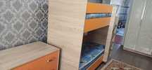 Продам двухярусную кровать и комод