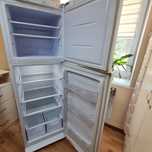 Продам двухкамерный холодильник