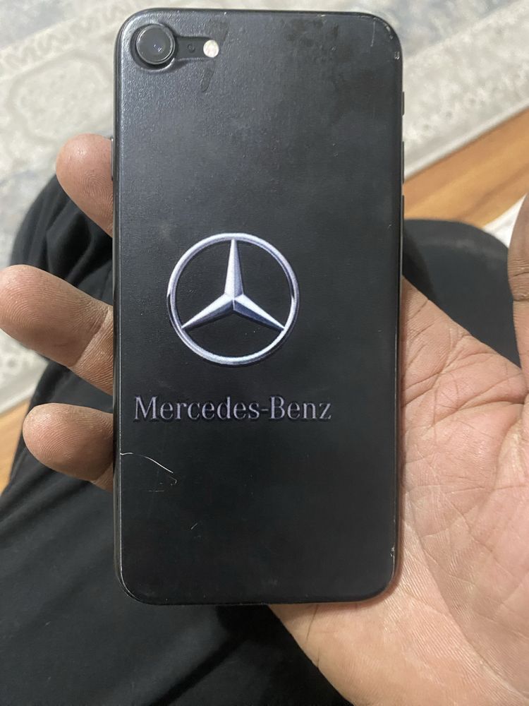 I phone se2 128гб
