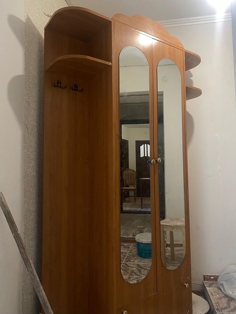 Шкаф в прихожую