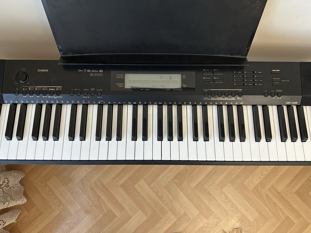 Синтезатор Casio CDP 230R+стойка+переходник под наушники