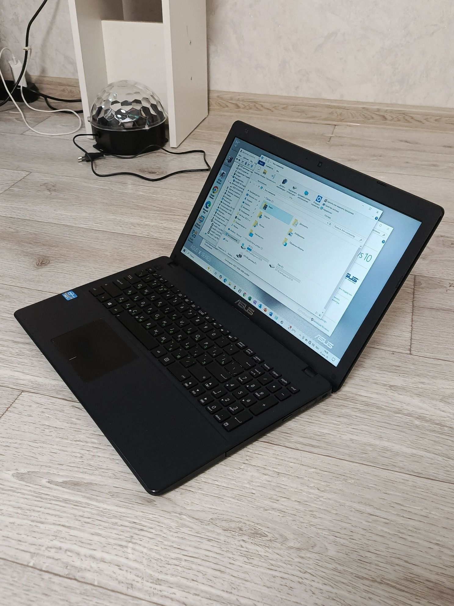 Ноутбук Asus Core i3